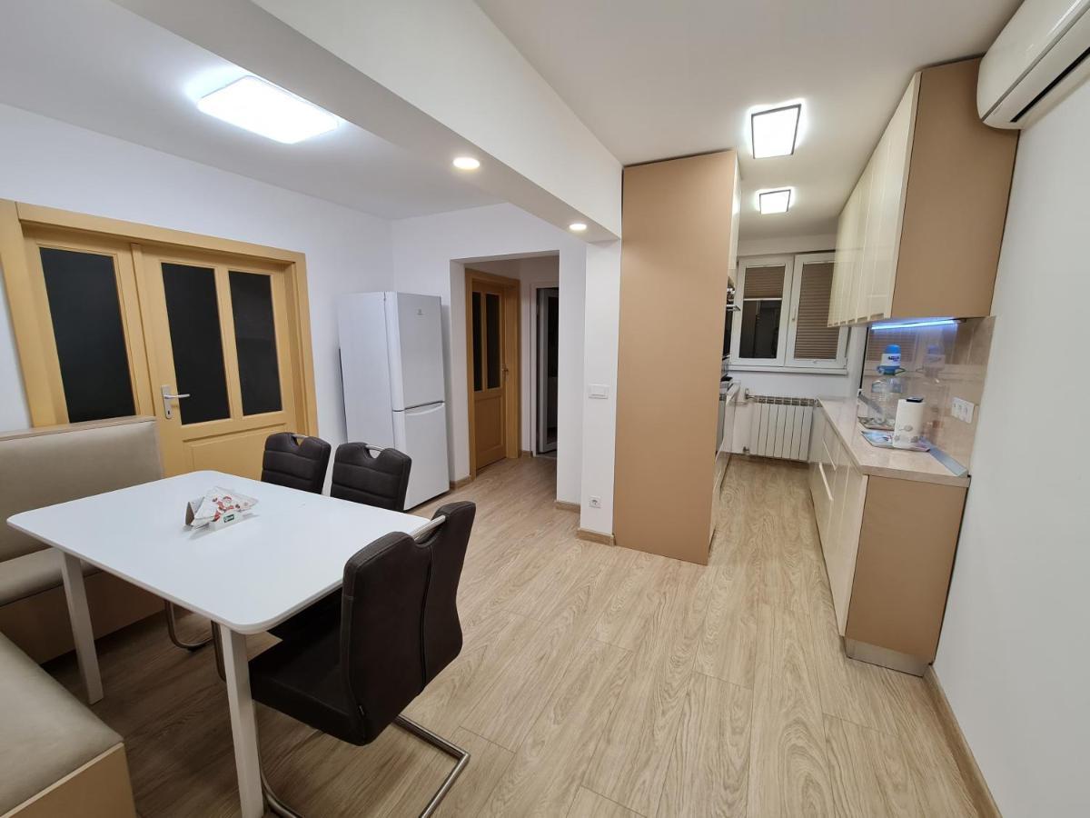 Luxury Panoramic Apartment 오라데아 외부 사진