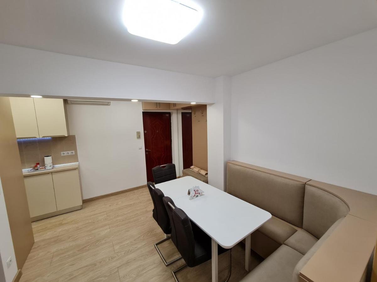 Luxury Panoramic Apartment 오라데아 외부 사진