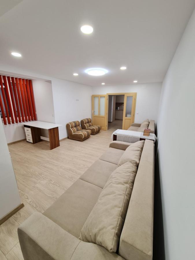Luxury Panoramic Apartment 오라데아 외부 사진