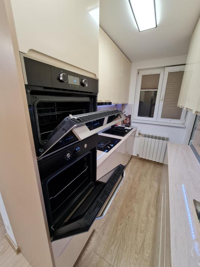 Luxury Panoramic Apartment 오라데아 외부 사진