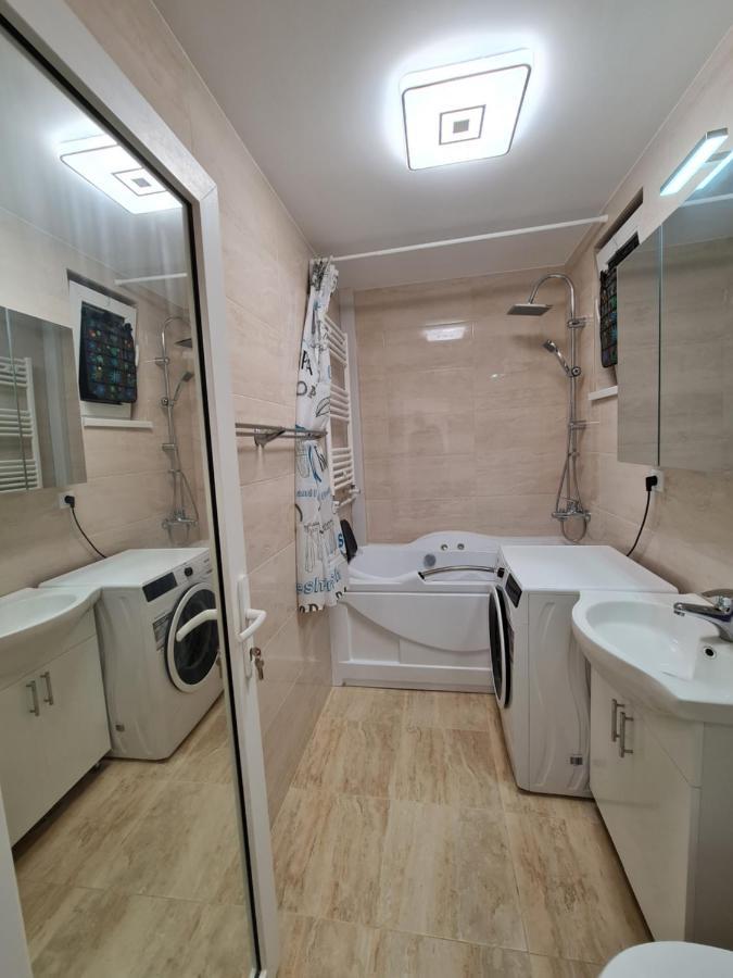 Luxury Panoramic Apartment 오라데아 외부 사진