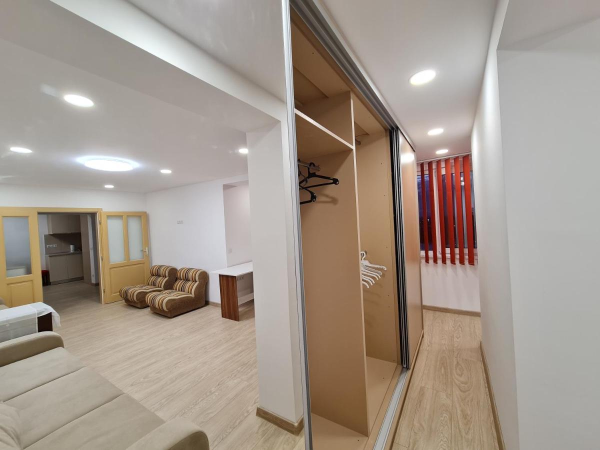 Luxury Panoramic Apartment 오라데아 외부 사진